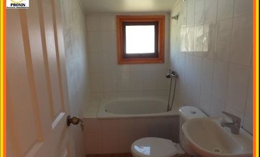 EN VENTA DOS AMPLIAS CASAS EN PARCELA A 5 MINUTOS  DE VILLARRICA