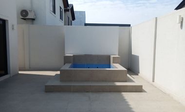 Casa de venta en la Urbanización Ciudad Celeste, Samborondón, de estreno.
