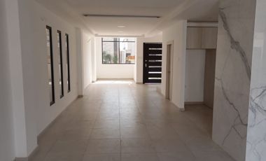 Casa de venta en la Urbanización Ciudad Celeste, Samborondón, de estreno.