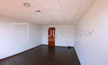 ¡OFERTA! Vendemos Oficina en Importantisimo Edificio