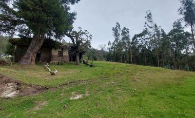 Terreno de venta en Cuenca via Monay Baguanchi con permiso de uso industrial