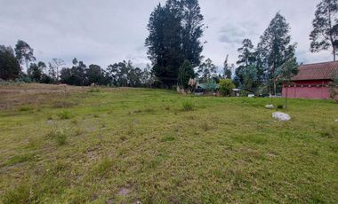 Terreno de venta en Cuenca via Monay Baguanchi con permiso de uso industrial