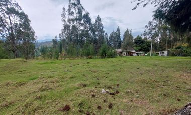 Terreno de venta en Cuenca via Monay Baguanchi con permiso de uso industrial