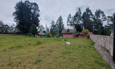 Terreno de venta en Cuenca via Monay Baguanchi con permiso de uso industrial