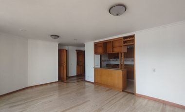 Apartamento en Arriendo en Pinares