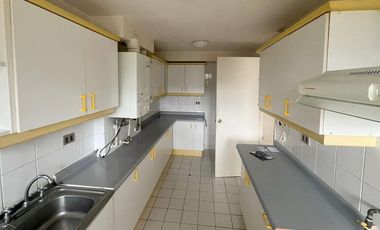 Vendemos amplio departamento dúplex en Condominio las Encinas