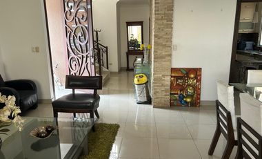 Oportunidad Vendo villa totalmente equipada en San Sebastián