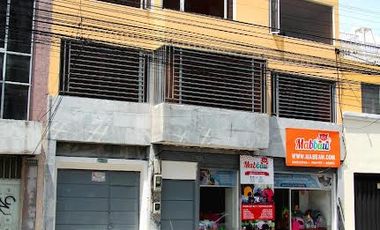 Venta de Edificio  Rentero  770M2 en Avenida 10 de Agosto