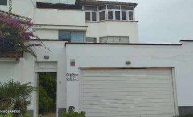 Casa en venta en Brisas de Villa  ¡Vista al mar!