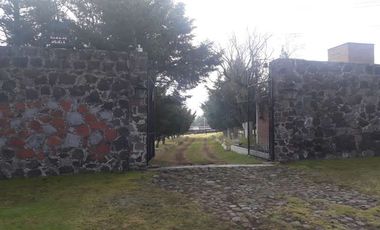 TERRENO CON CABALLERIZAS Y CABAÑA EN VENTA, SAN FRANCISCO TLALCILALCALPAN