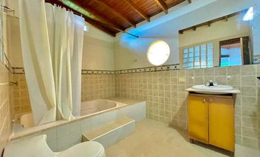 ALQUILO FINCA LA PERLA EN MANIZALES LLAMANOS AL3012694555 ES PRIVADA