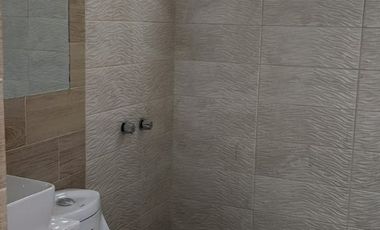 Departamento nuevo, con 3 recamaras, 2 estacionamientos, cerca vias de comunicacion