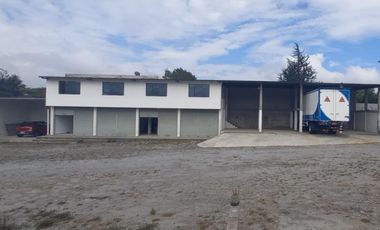 ¡Oportunidad en Calderón! Propiedad con oficinas y bodegas, ideal para Fábricas, Talleres, Empresa o Proyectos Educativos 🏢