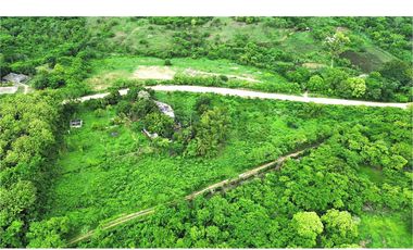 FINCA EN VENTA, MEMBRILLAL TURBACO BOLIVAR .