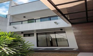 4BR MODERN HOUSE FOR LEASE. MERVILLE, PARANAQUE CITY