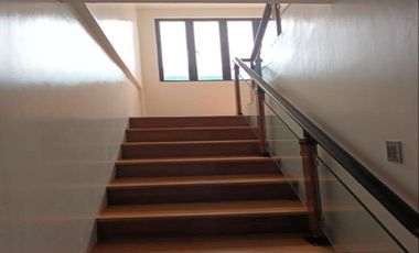 4BR MODERN HOUSE FOR LEASE. MERVILLE, PARANAQUE CITY