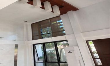 4BR MODERN HOUSE FOR LEASE. MERVILLE, PARANAQUE CITY