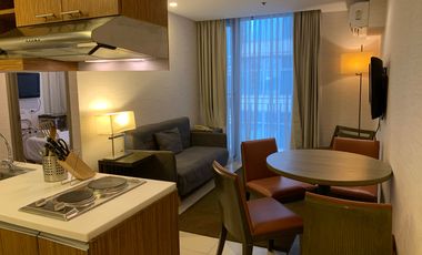 2 Bedroom with Balcony in Antel Spa Suites Makati