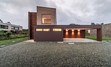 PR21912 Casa en arriendo en el sector Altos de Palmas