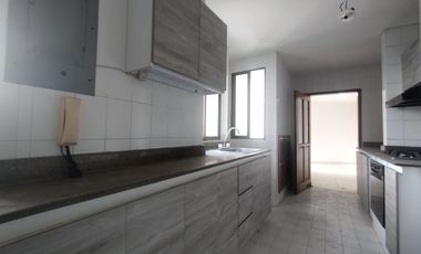 Apartamento en arriendo en Alto Prado.