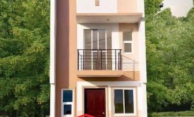 Pre - Selling Townhouse For Sale in Meycauayan Bulacan