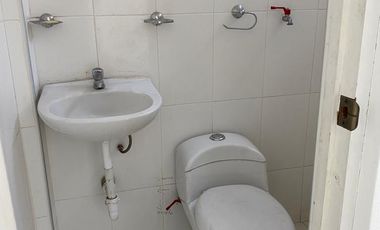 VENDO CASA DE 3 PISOS JIRON AGUA MARINA MZ I LOTE 33 SAN JUAN DE LURIGANCHO