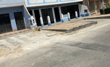 VENDO CASA DE 3 PISOS JIRON AGUA MARINA MZ I LOTE 33 SAN JUAN DE LURIGANCHO