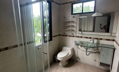 Casa de alquiler en primeros Kms Vía Samborondón