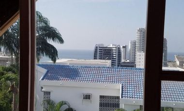 Casa De Venta En Manta Zona Sur