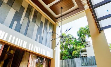 Modern, Luxurious, Brand New 6-Bedroom House For Sale at Multinational Village, Paranaque