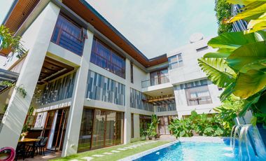 Modern, Luxurious, Brand New 6-Bedroom House For Sale at Multinational Village, Paranaque