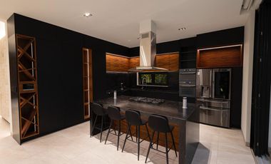 HERMOSA RESIDENCIA EN PARAISO COUNTRY CLUB