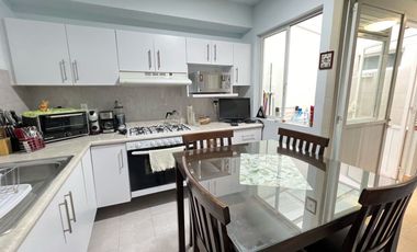 CASA EN VENTA EN XOCHIMILCO, EL MIRADOR, A 5 MINUTOS DE PERIFÉRICO