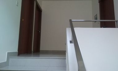 Casa de venta en la Urbanización Condado de Vicolinci, 3 dormitorios.