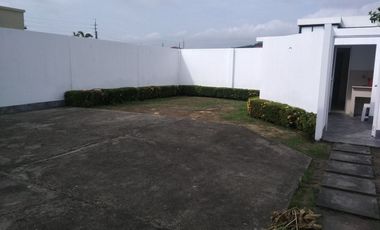 Casa de venta en la Urbanización Condado de Vicolinci, 3 dormitorios.