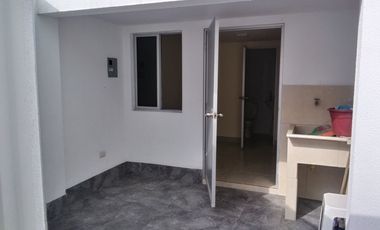 Casa de venta en la Urbanización Condado de Vicolinci, 3 dormitorios.