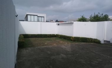 Casa de venta en la Urbanización Condado de Vicolinci, 3 dormitorios.