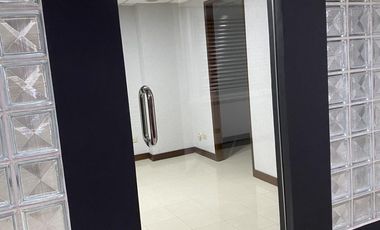 RFO 50 sqm Office For Rent, 1  Block to Greenbelt Legaspi Village Makati PHP 53,140