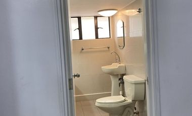 RFO 50 sqm Office For Rent, 1  Block to Greenbelt Legaspi Village Makati PHP 53,140