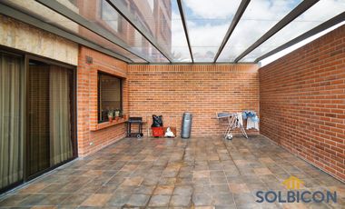 DEPARTAMENTO DE 3 HABITACIONES UBICADO EN LA CALLE PASEO 3 DE NOVIEMBRE CUENCA ECUADOR