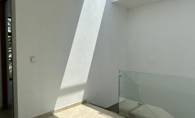 Casa nueva en venta en Sendero las Moras, para estrenar! con Casa Club
