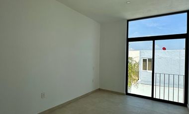 Casa nueva en venta en Sendero las Moras, para estrenar! con Casa Club