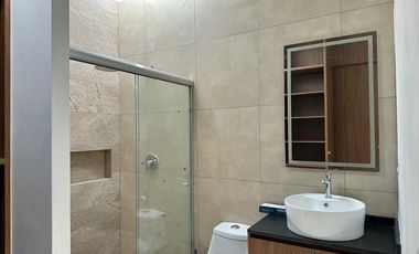 Casa nueva en venta en Sendero las Moras, para estrenar! con Casa Club