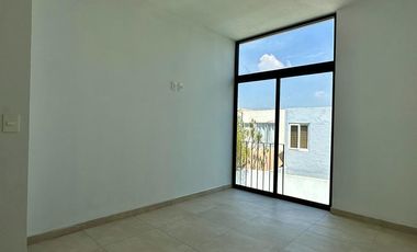 Casa nueva en venta en Sendero las Moras, para estrenar! con Casa Club