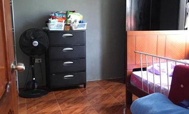 venta de casa con locales comerciales y departamentos