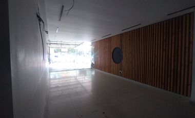 Local en arriendo en Alto Prado.