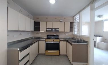 Apartamento en arriendo en Alto Prado.