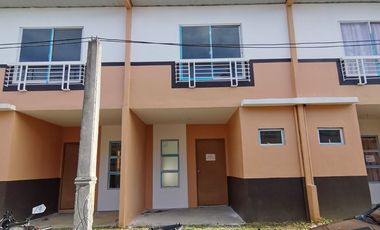 SAN PABLO TOWNHOUSE FOR LEASE