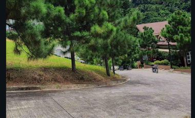 VACANT CORNER RESIDENTIAL LOT FOR SALE IN CROSSWINDS, TAGAYTAY