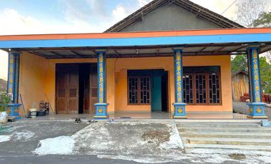 Rumah Bagus Timur Pasar Sambirejo Sragen